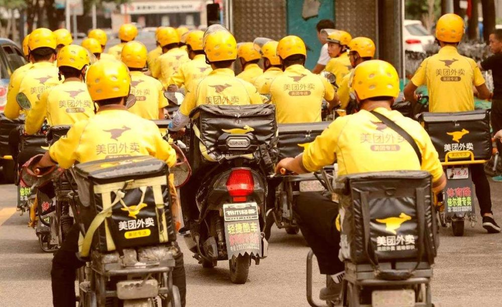 delivery-companies-cutting-waste-3981721