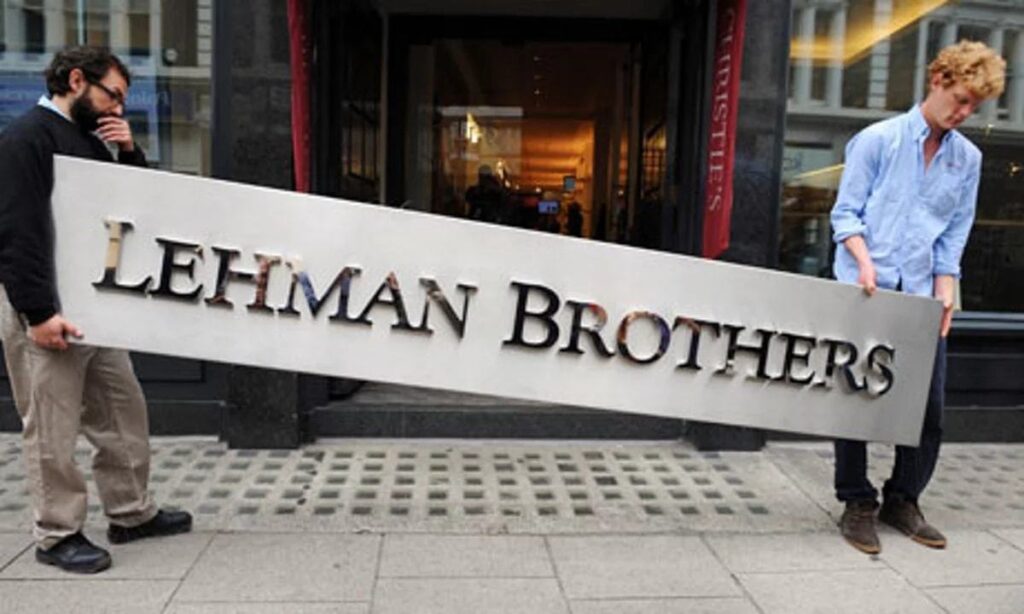 Как лопнул банк Lehman Brothers и начался мировой финансово-экономический кризис 2008 года?